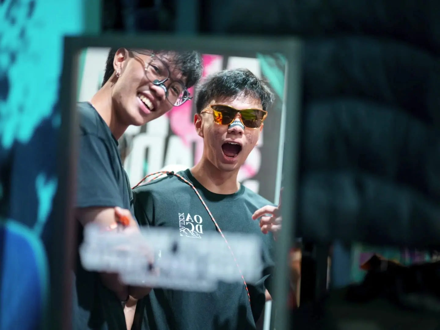 Another Incredible Weekend at the Outdoor Fair Aura Shades