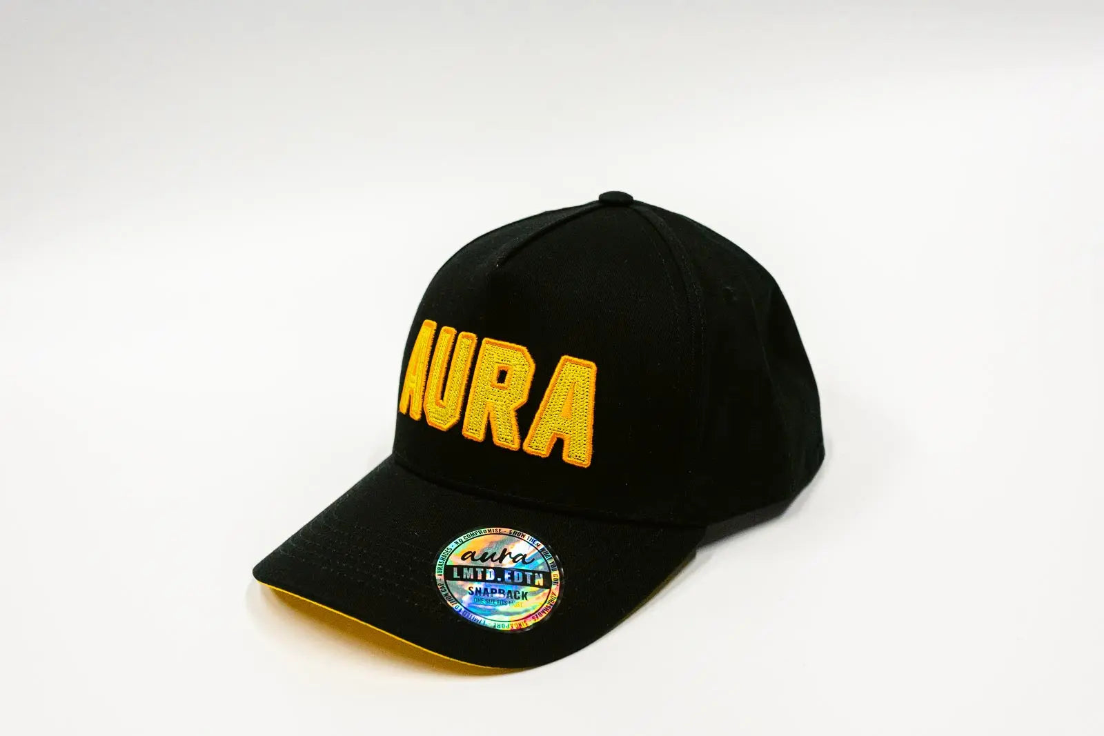 AURA Show them what you got! Cap Aura Shades