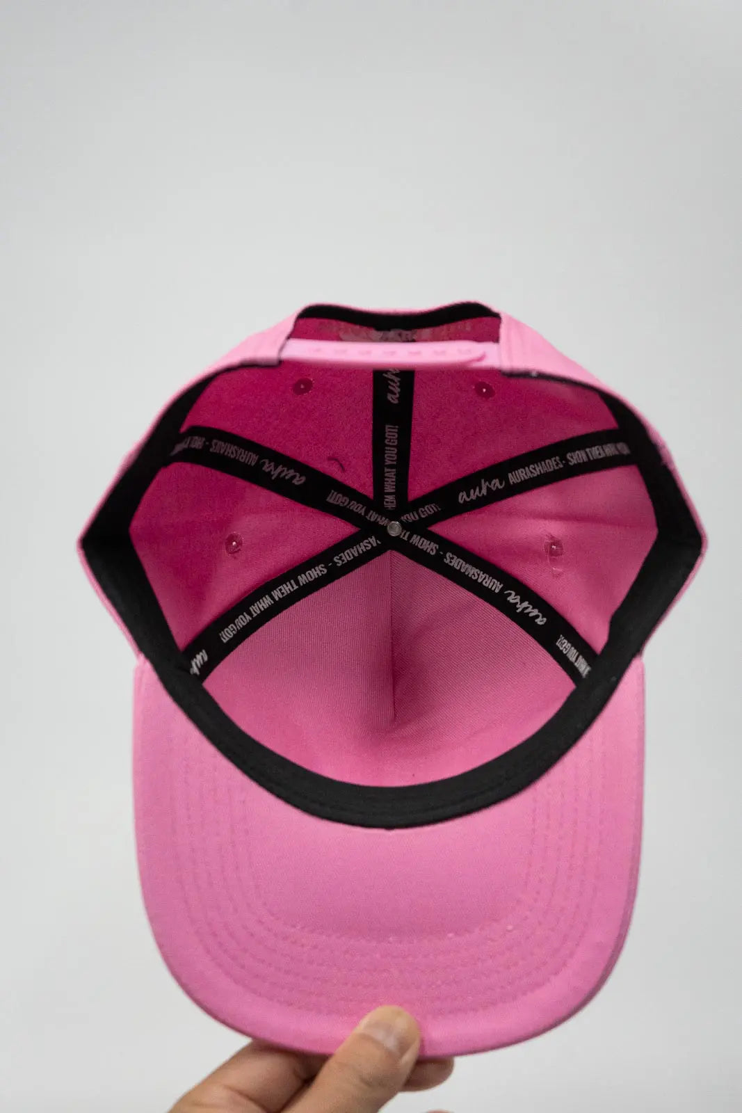 AURA Show them what you got! Cap Aura Shades