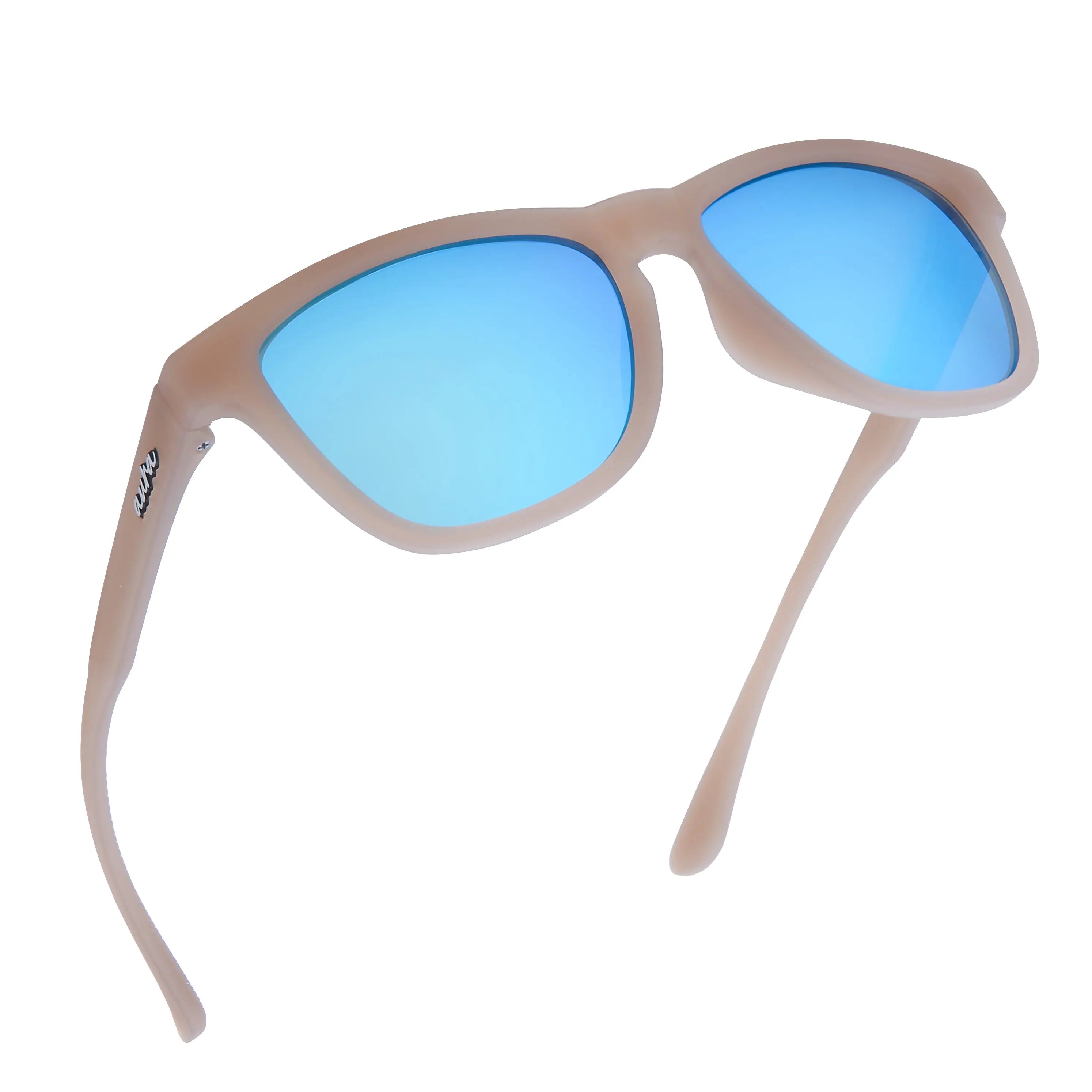 JOSH'S JAMMING OUTFIT Aura Shades