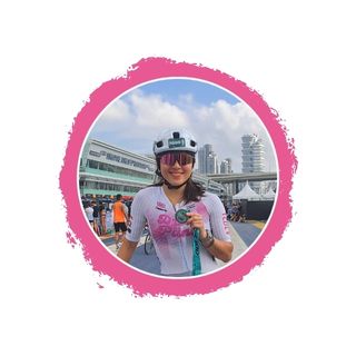 Sarah wearing Aura Shades